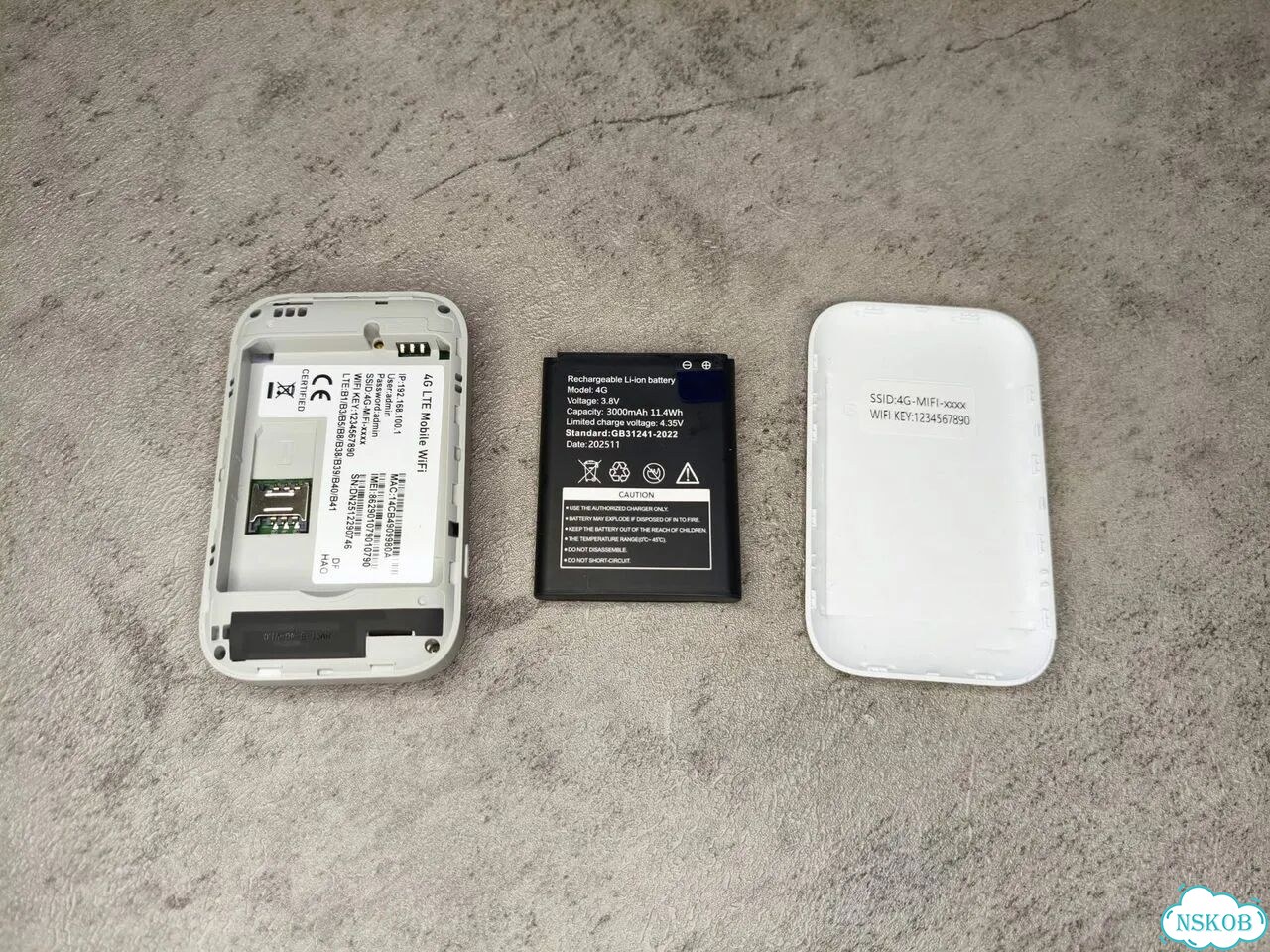 Карманный 4G WiFi роутер модем с дисплеем АКБ 3000 фото 3