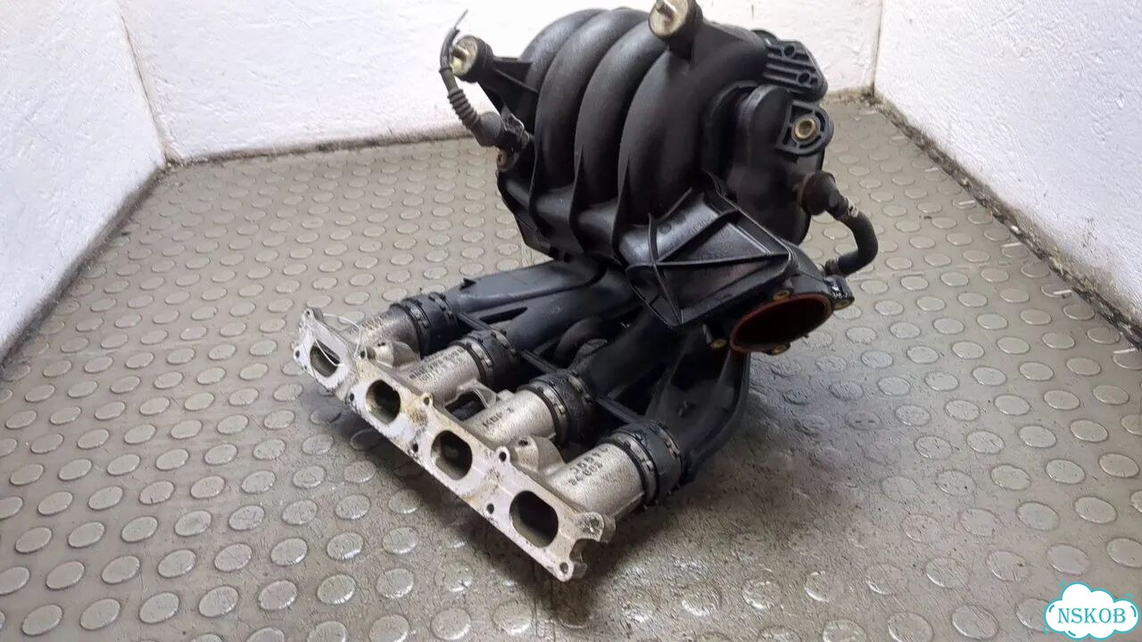 Коллектор впускной Volkswagen Passat 5 фото 6