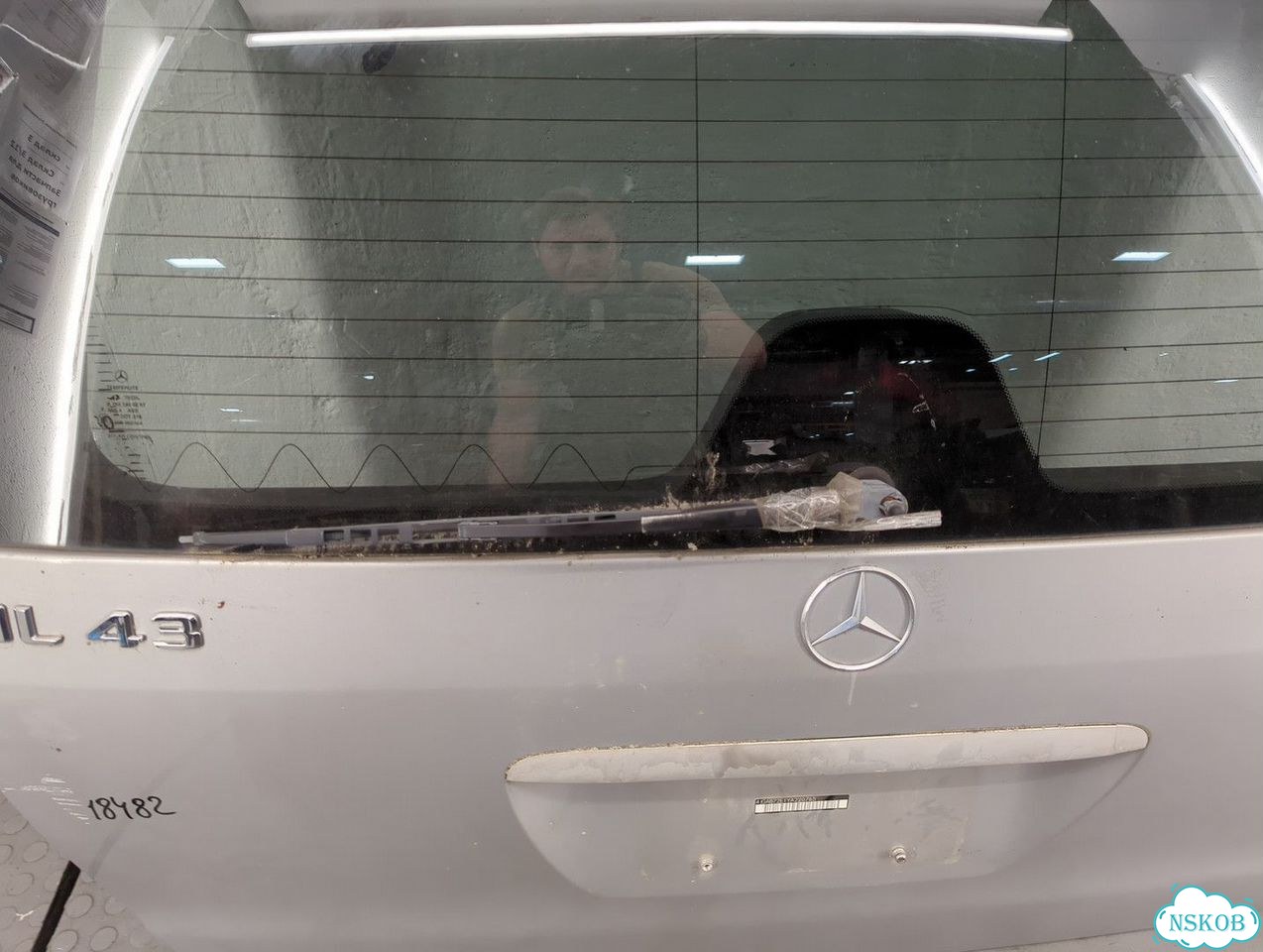 Крышка багажника Mercedes ML W163 фото 4