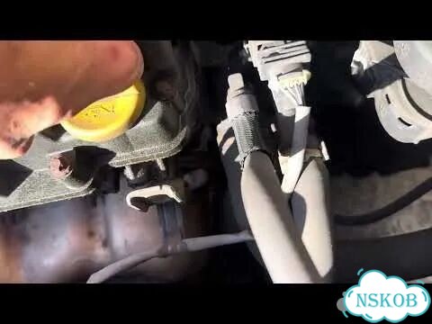 Компрессор кондиционера Opel Corsa D фото 2