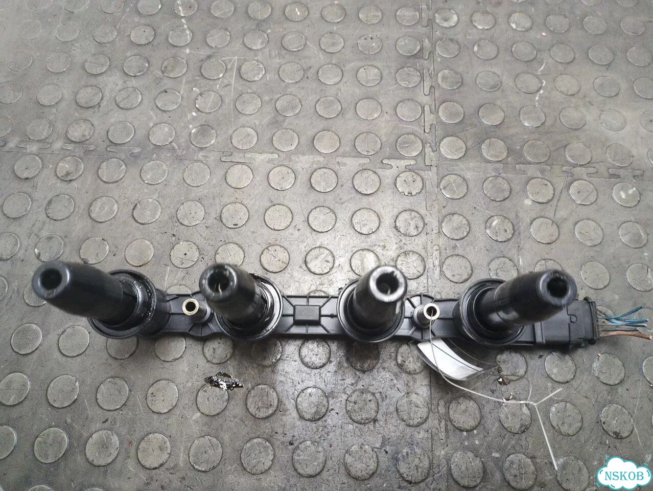 Катушка зажигания Opel Astra H фото 4