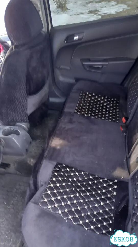 Opel Astra 1.8 AT, 2012, 136 000 км фото 7