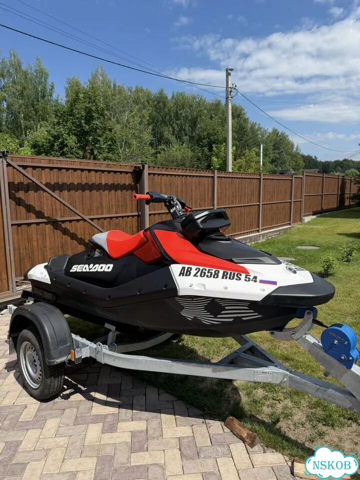 BRP Sea-Doo Spark Trixx 2UP 90, 2024 фото 3