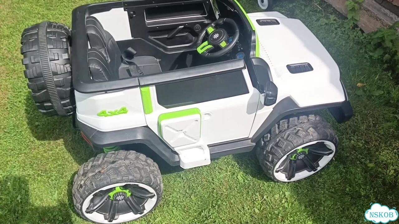 Детский электромобиль jeep wrangler фото 1