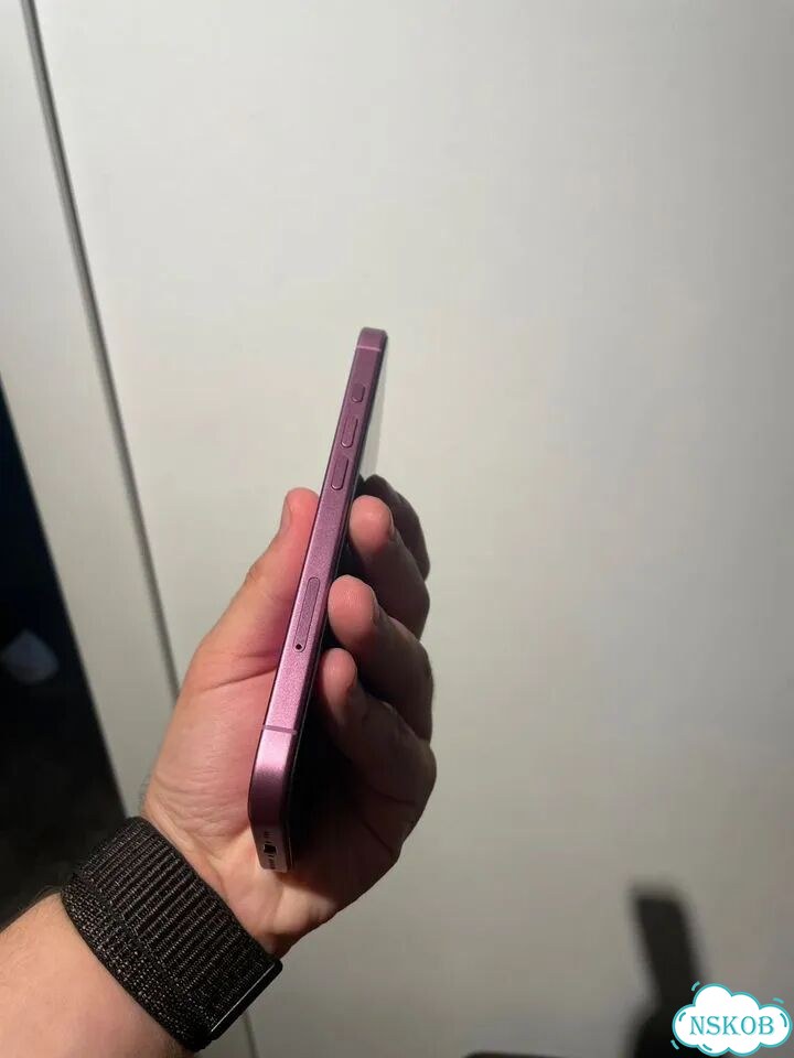 iPhone 16, 128 ГБ, SIM + eSIM фото 1