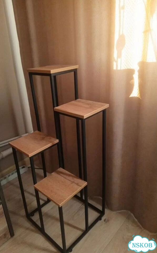 Этажерка для цветов фото 1