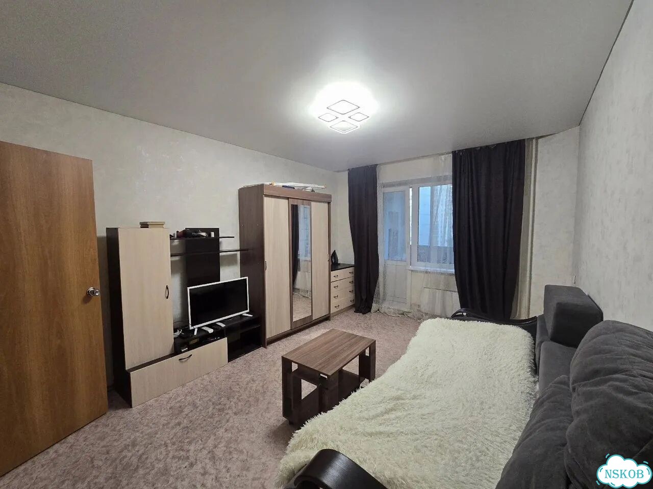 1-к. квартира, 36 м², 5/10 эт. фото 2