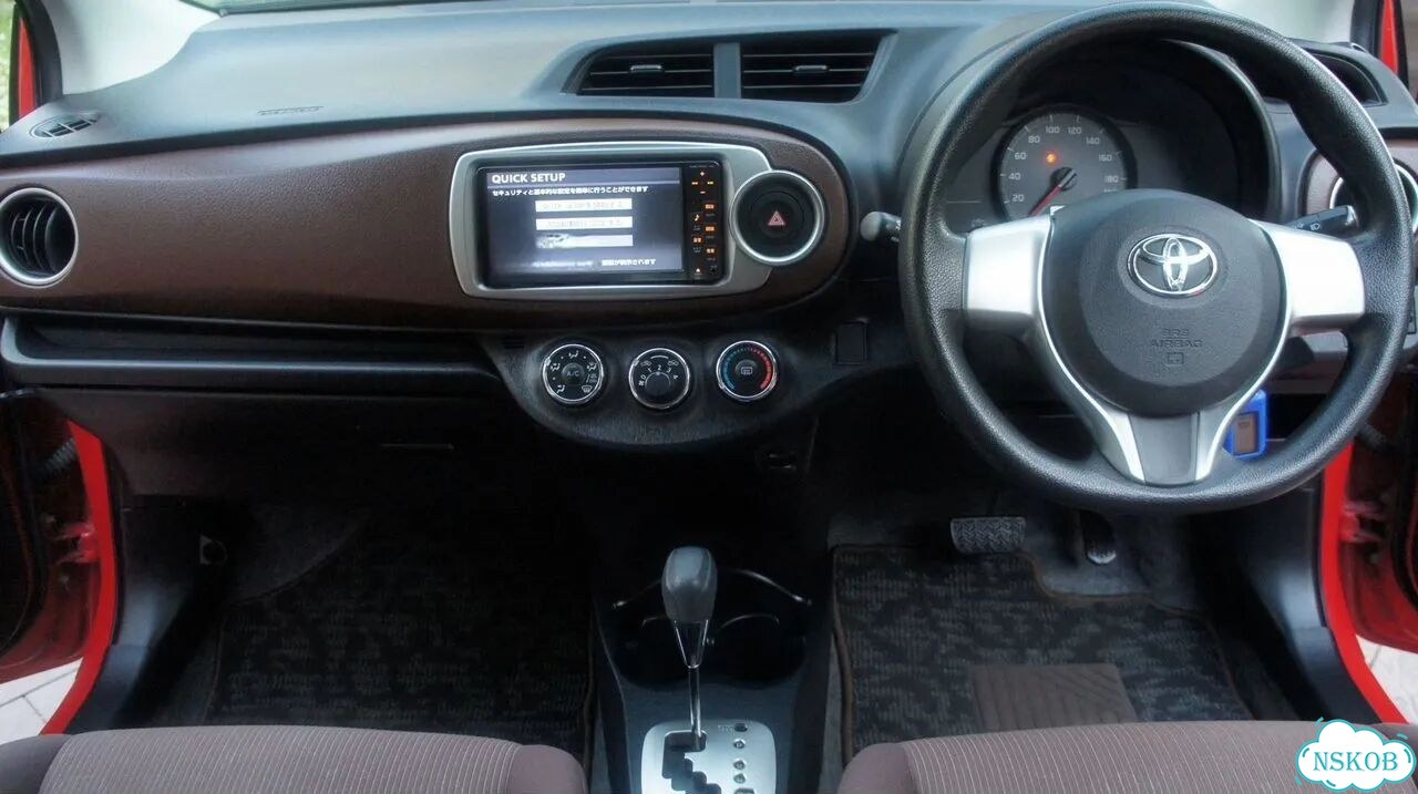 Toyota Vitz 1.0 CVT, 2012, 100 000 км фото 25