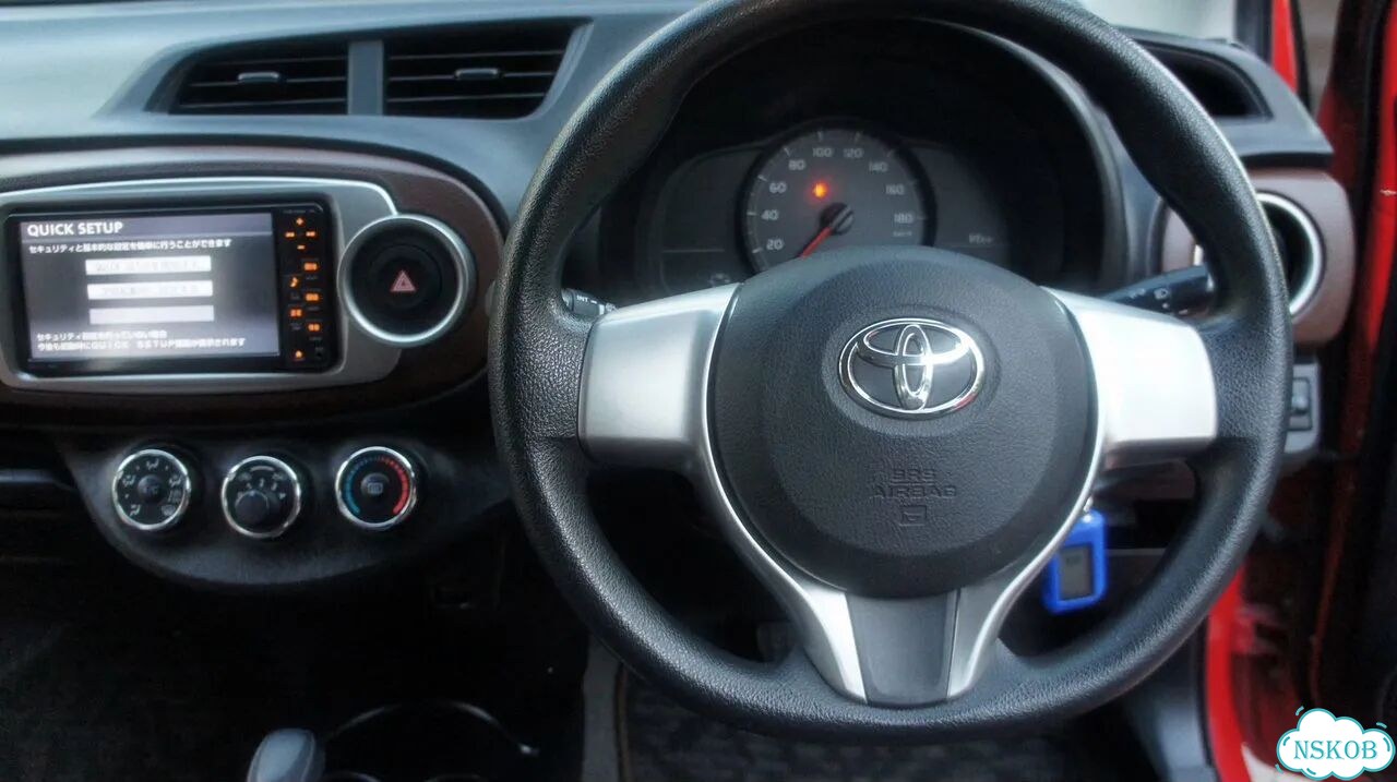 Toyota Vitz 1.0 CVT, 2012, 100 000 км фото 26