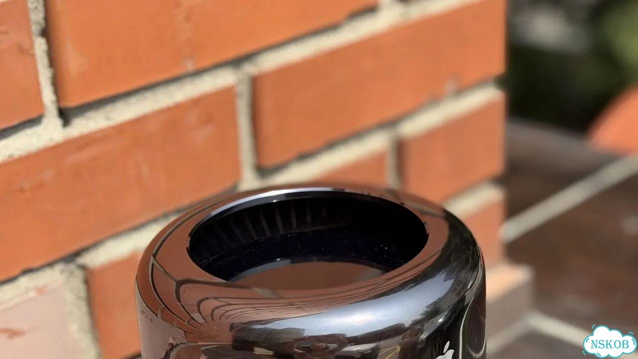 Mac Pro 6 core 16 gb 512 gb D300 фото 5