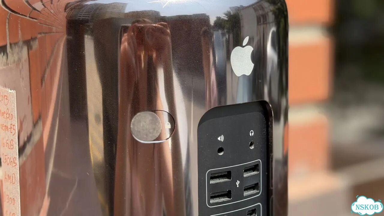 Mac Pro 6 core 16 gb 512 gb D300 фото 6