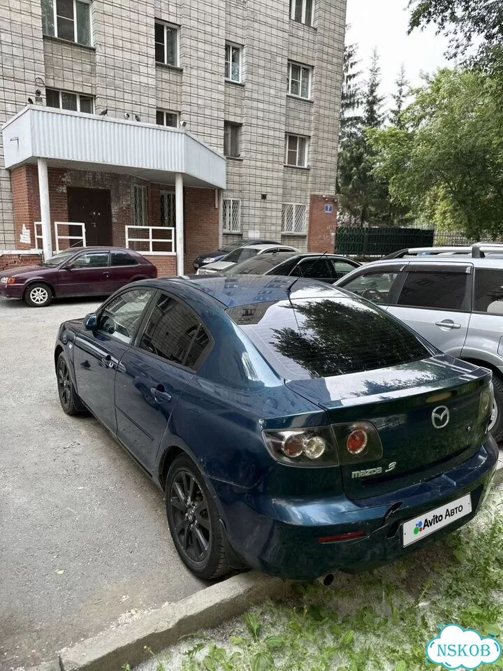 Mazda 3 1.6 MT, 2007, 300 500 км фото 6