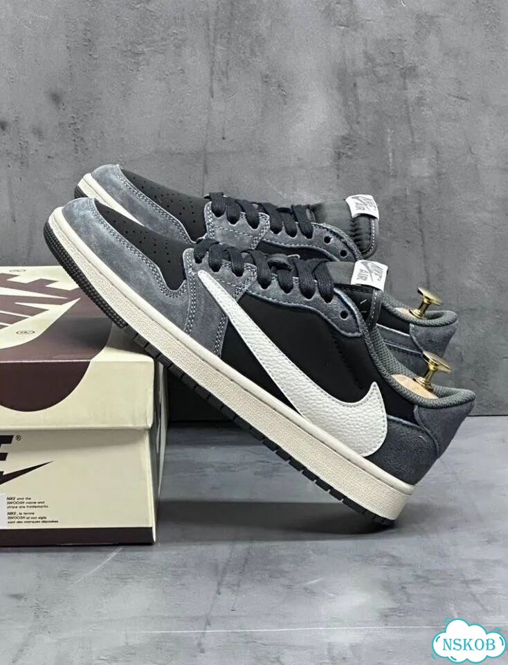 Кроссовки Nike Air Jordan 1 Low Travis Scott фото 1