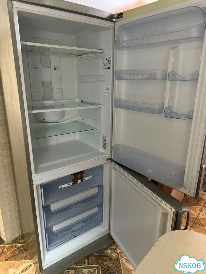 Холодильник indesit бу рабочий фото 2