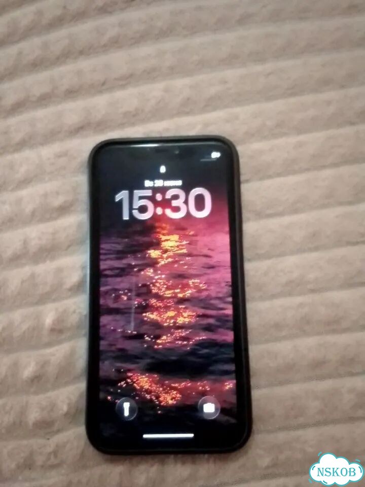 iPhone 11, 256 ГБ, eSIM фото 1