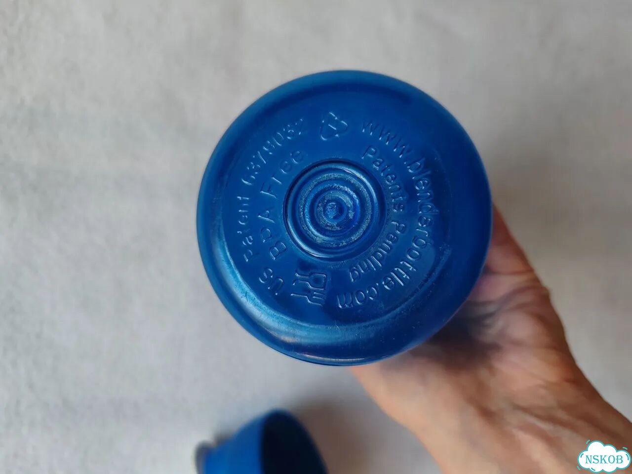 Спортивный шейкер BlenderBottle 820 мл фото 5