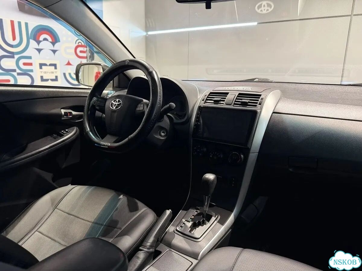 Toyota Corolla 1.6 AT, 2011, 243 000 км фото 16