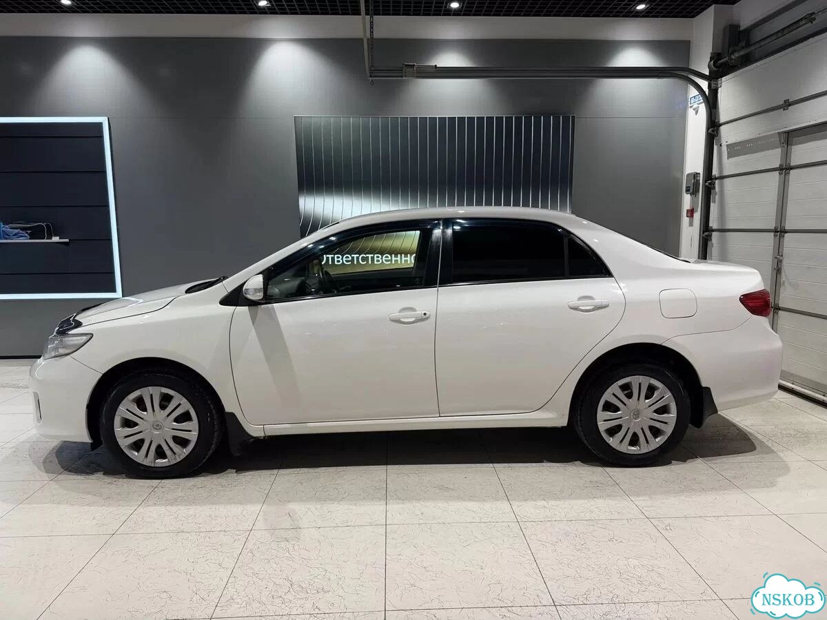 Toyota Corolla 1.6 AT, 2011, 243 000 км фото 2