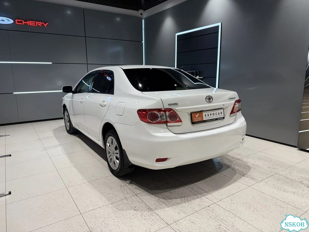 Toyota Corolla 1.6 AT, 2011, 243 000 км фото 3