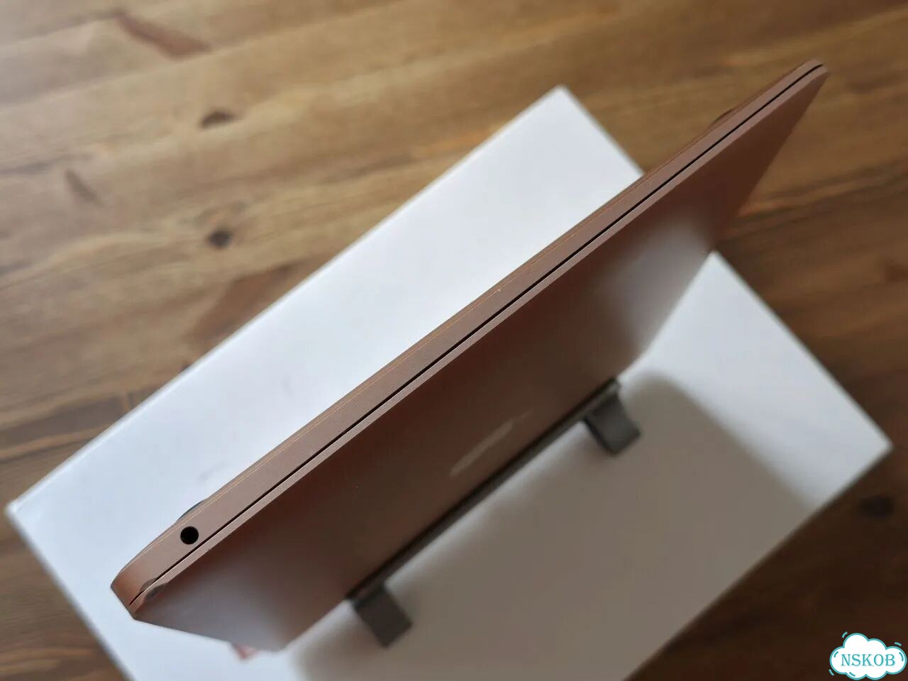 Хороший Macbook Air M1 8/256 Gold АКБ 93% фото 6