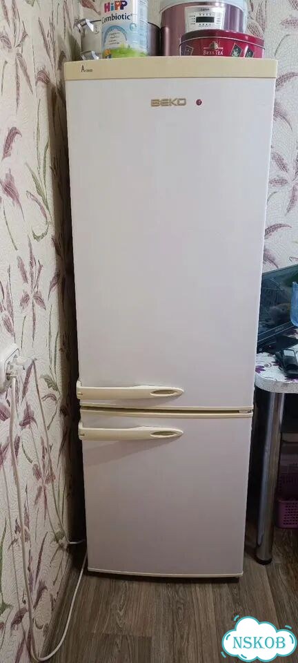 Холодильник бу фото 3