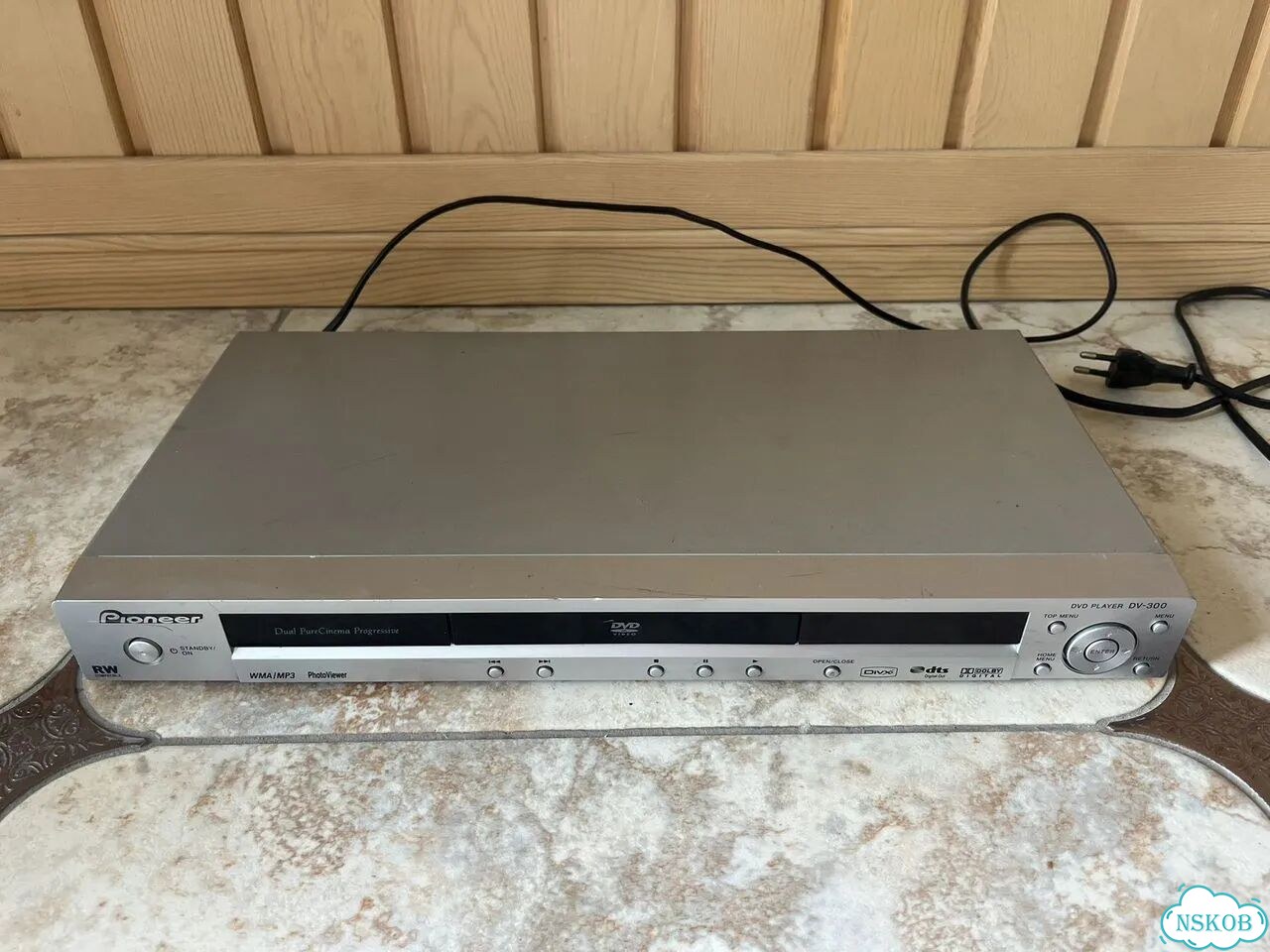 Dvd плеер Pioneer DV-300 фото 2