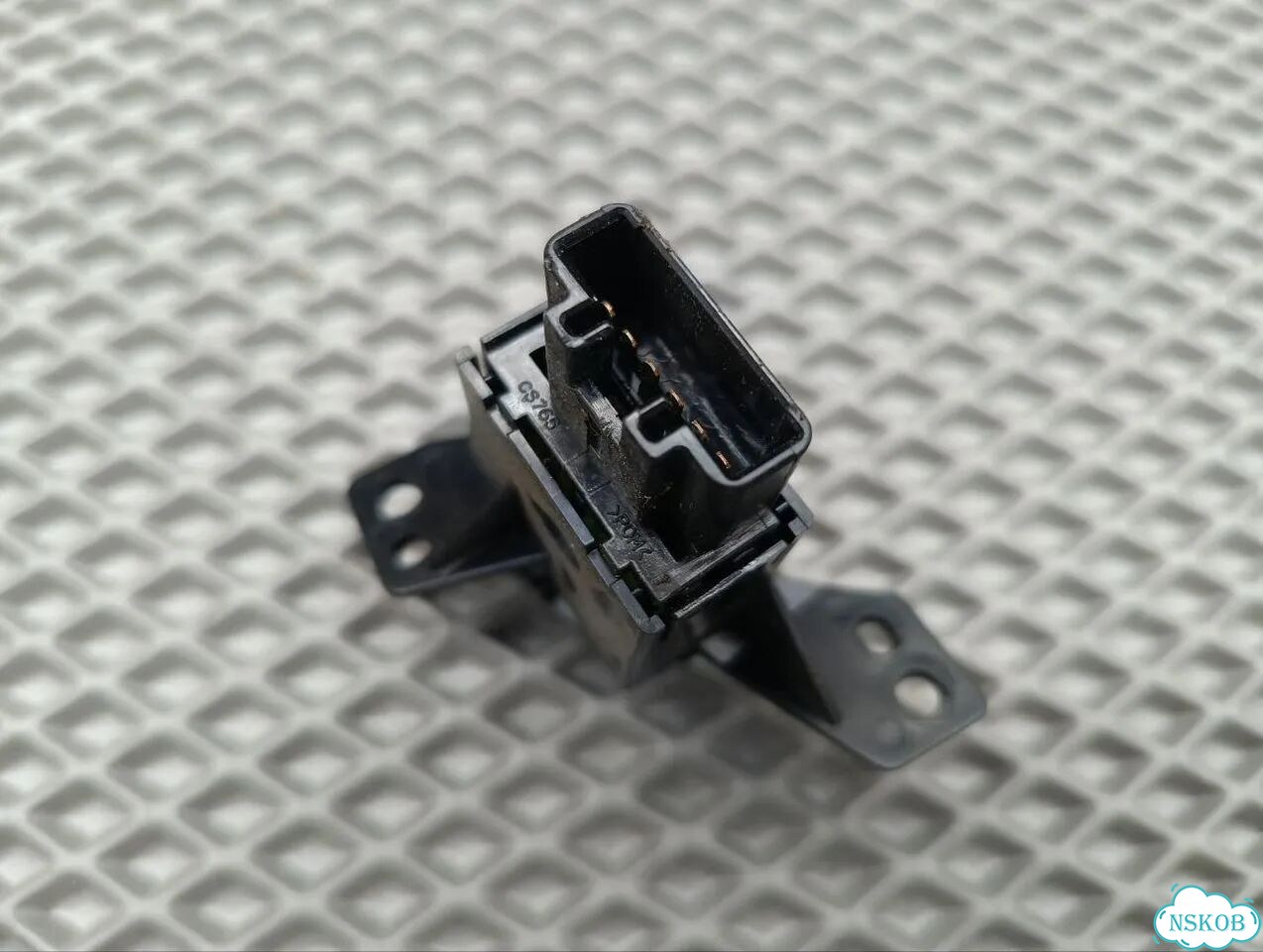 Кнопка режима АКПП toyota vista ardeo SV50 3S-FSE фото 3