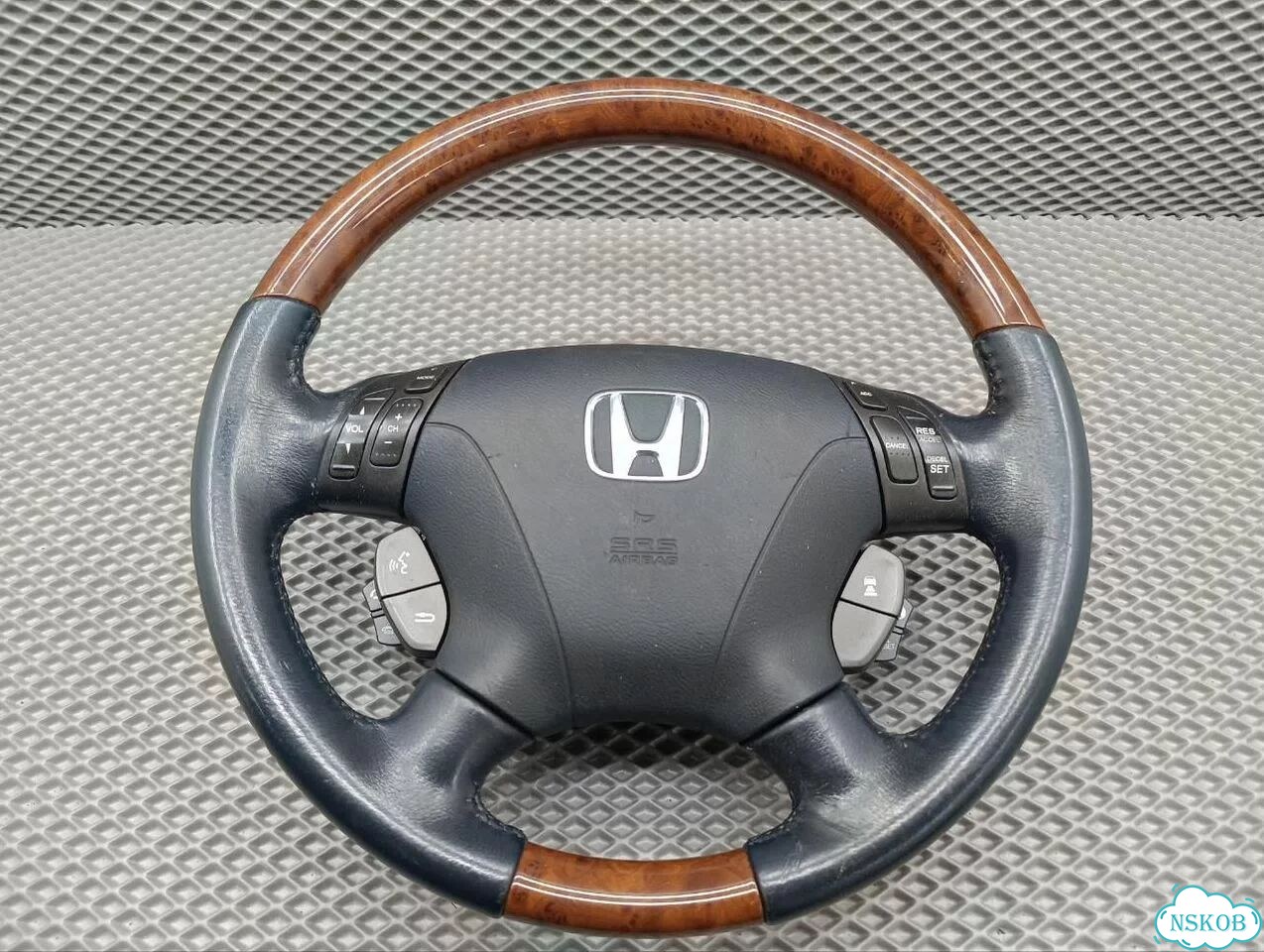Рулевое колесо руль Honda Elysion RR4 фото 1