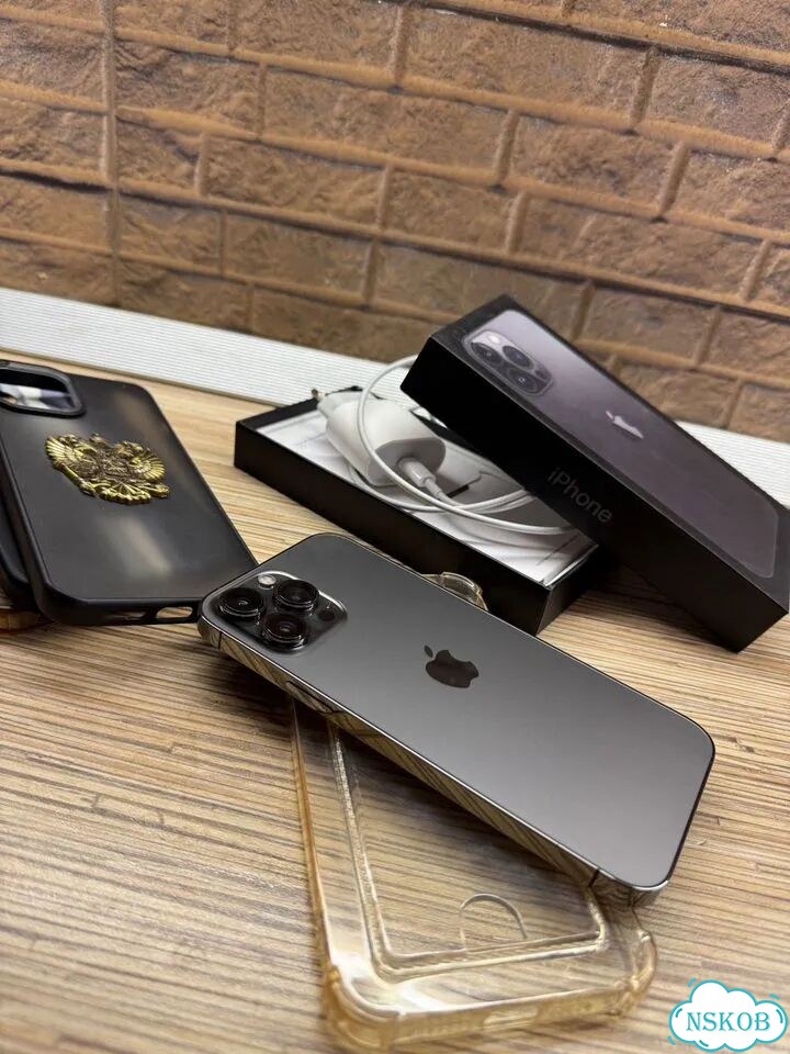 iPhone 13 Pro Max, 256 ГБ, SIM + eSIM фото 1