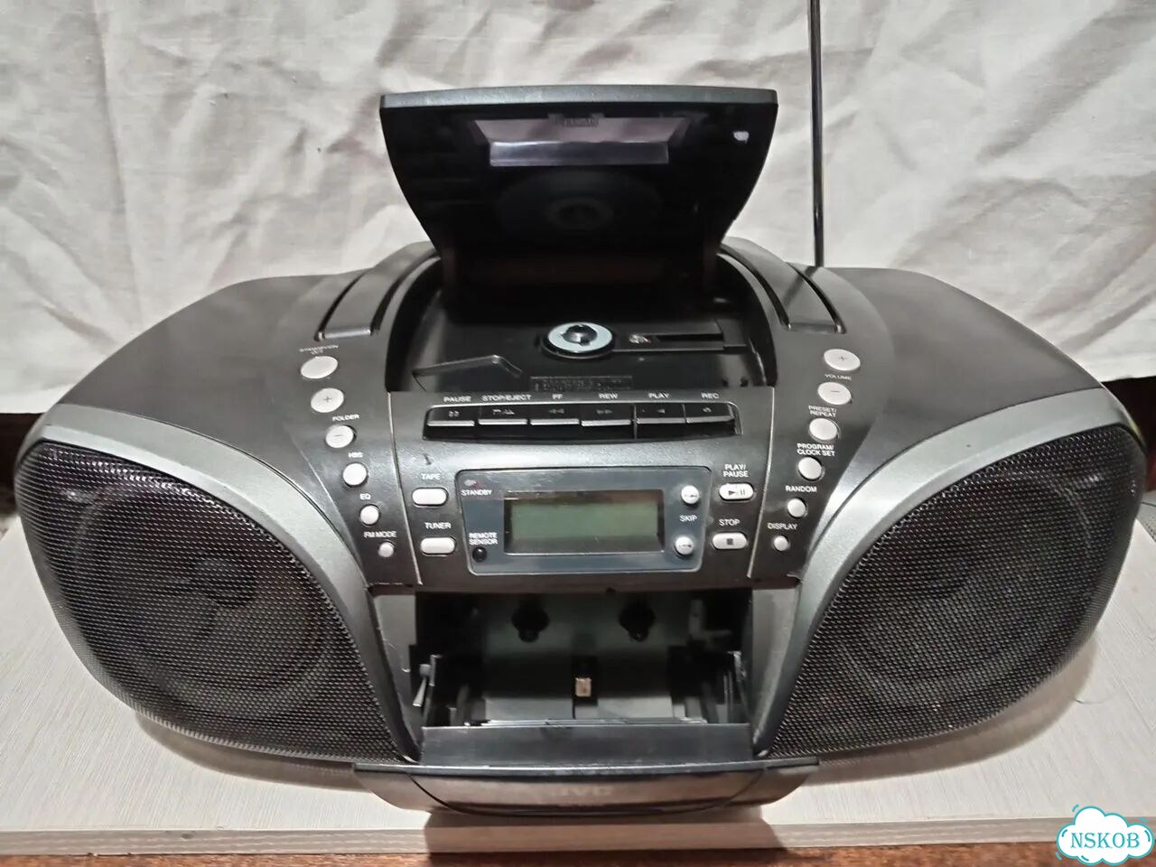 Магниттолла JVC RC AZ55B фото 2