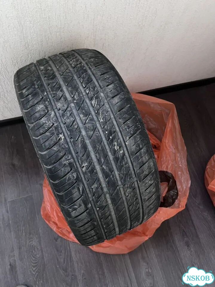 Arivo Ultra ARZ5 275/30 R21 98W фото 1