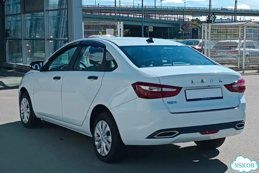 Аренда LADA Vesta под такси без залога фото 2