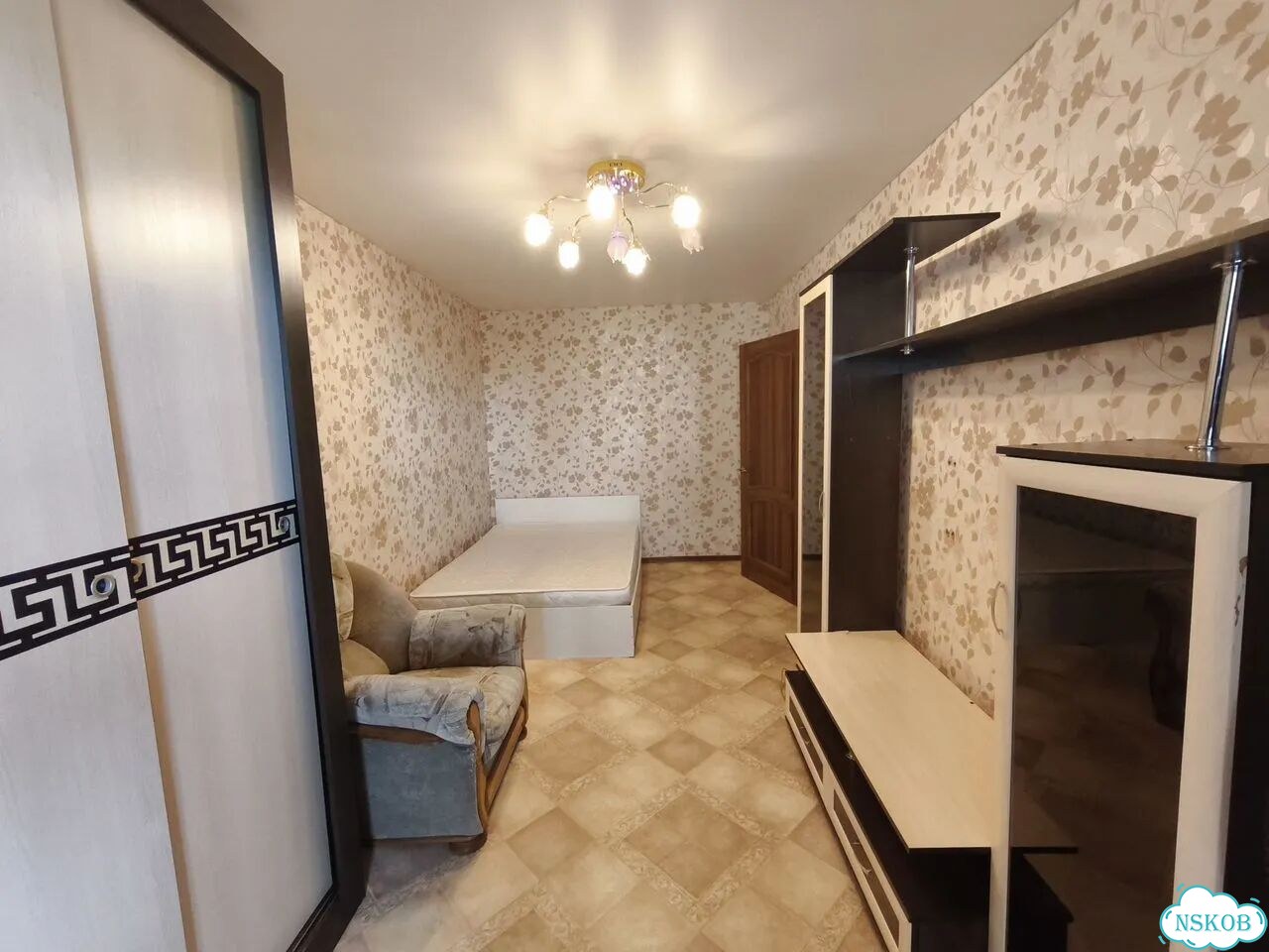1-к. квартира, 36 м², 3/10 эт. фото 2