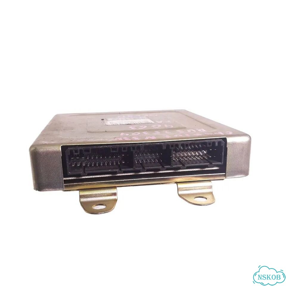 Компьютер двигателя mitsubishi chariot N33W 2,0L 4G63 фото 2