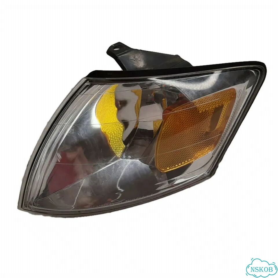 Габарит / сигнал поворота mazda MPV LW5W 2,5L GY-DE фото 1