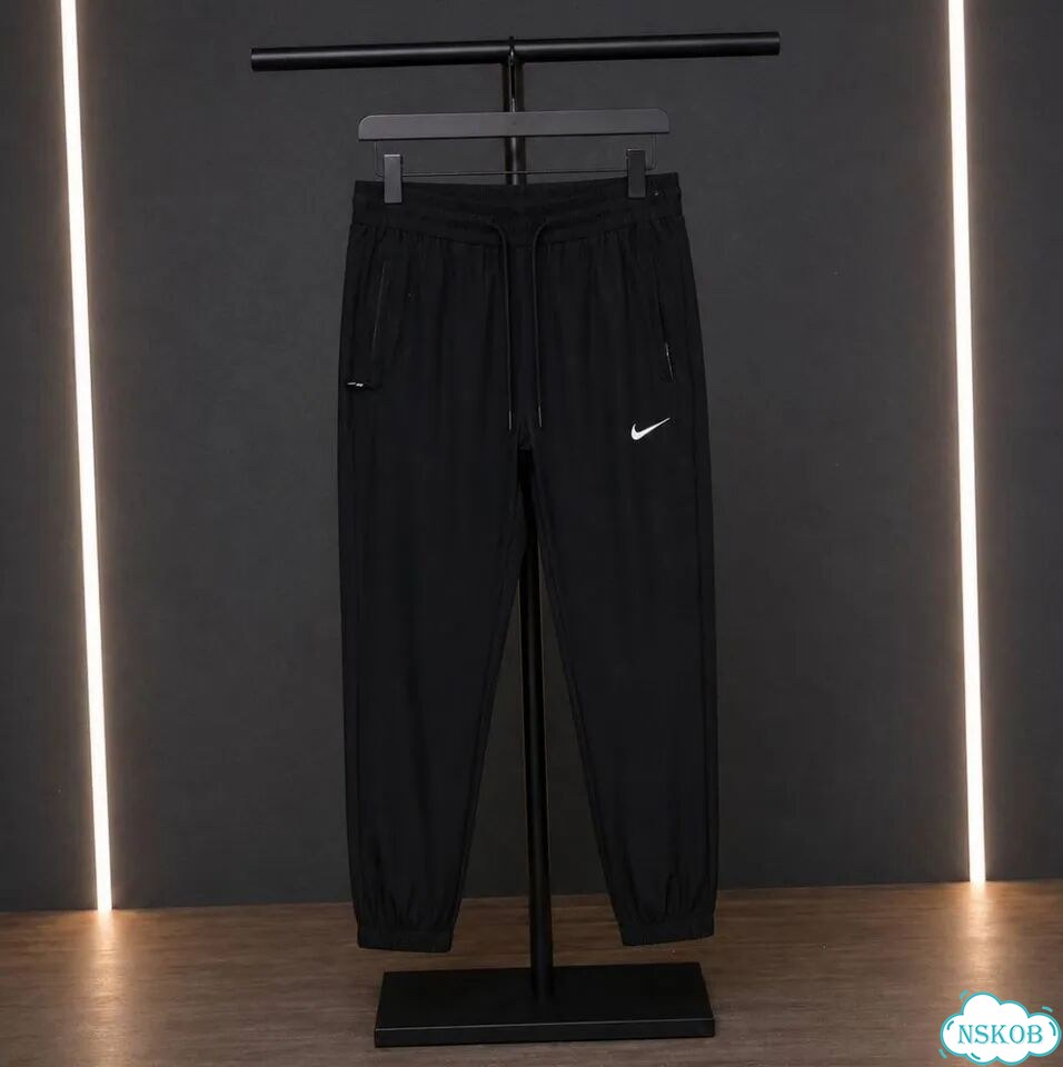 Спортивные штаны Nike фото 1