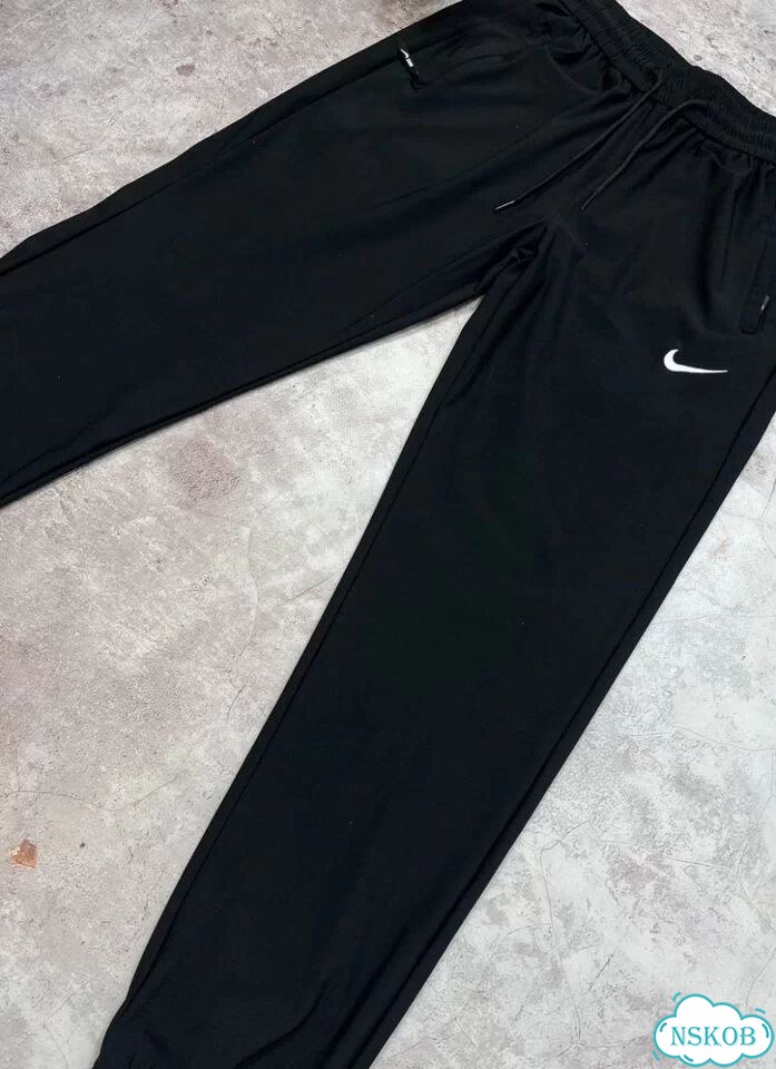 Спортивные штаны Nike фото 4