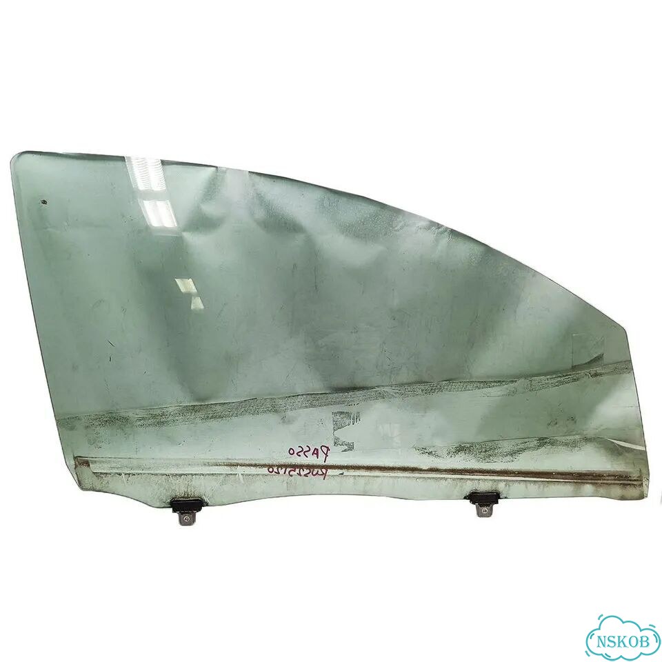 Стекло двери боковой daihatsu boon M301S 1,3L K3-VE фото 1