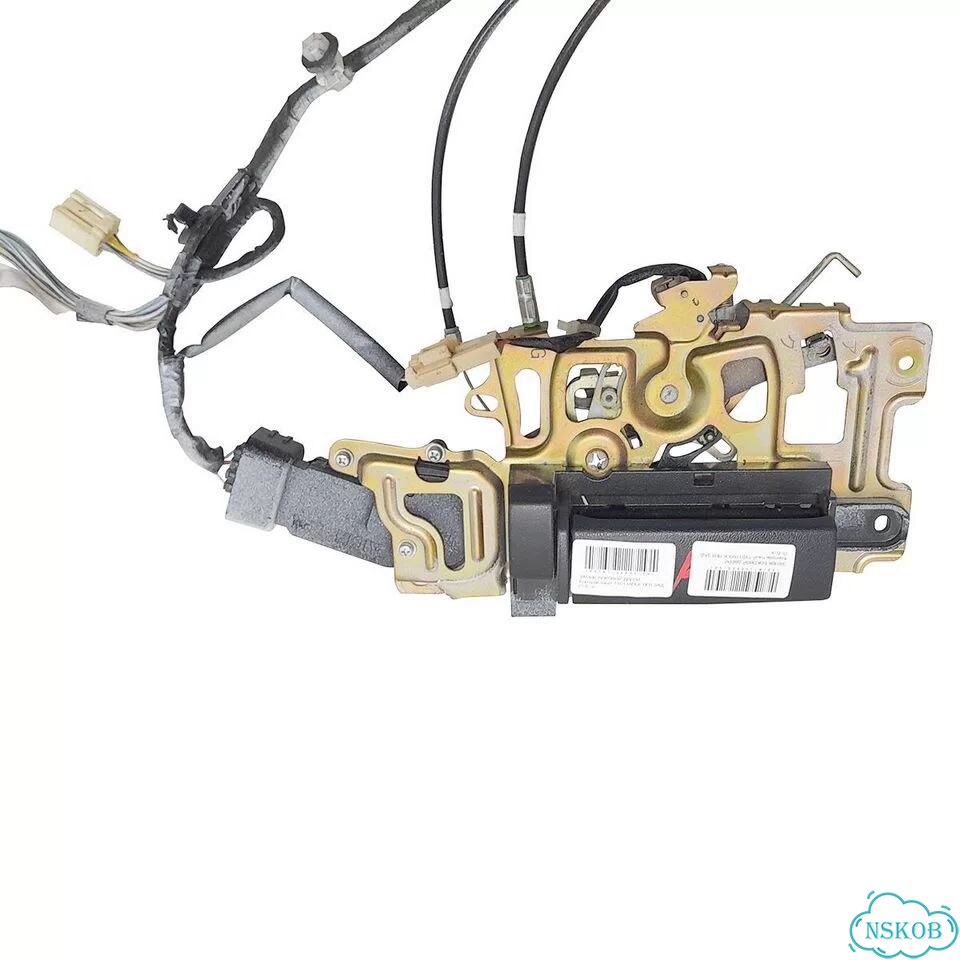 Замок боковой двери toyota alphard MNH10W 3,0L 1MZ-FE фото 1
