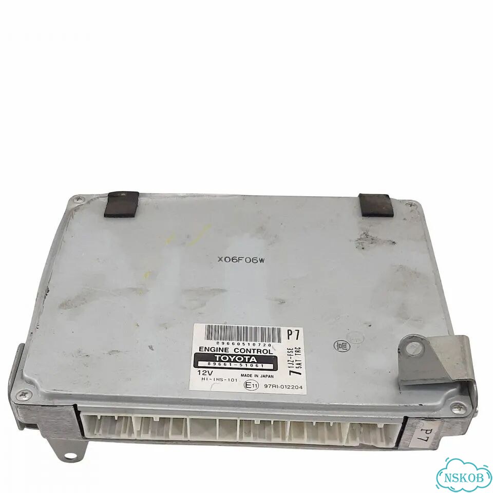 Компьютер двигателя toyota brevis JCG10 2,5L 1JZ-FSE фото 1