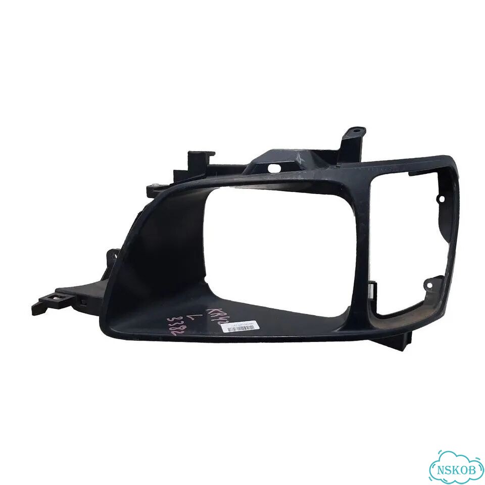 Окантовка фары toyota lite / townace VAN KR52V 1,8L 7K-E фото 1