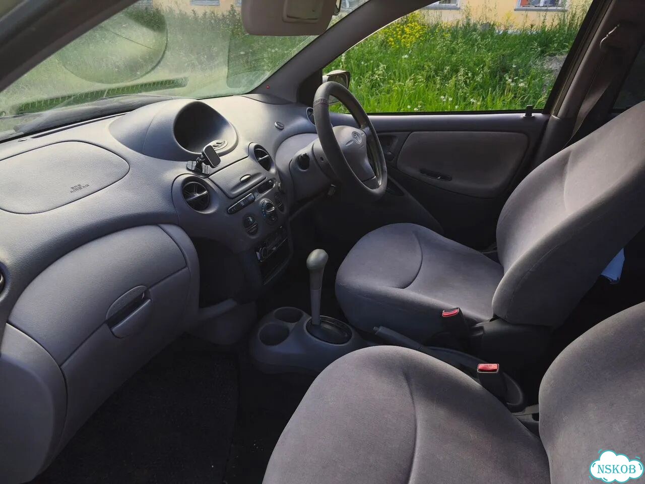 Toyota Platz 1.5 AT, 1999, 29 000 км фото 2