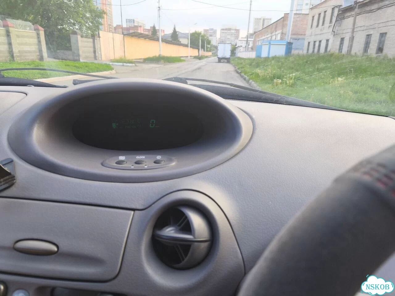 Toyota Platz 1.5 AT, 1999, 29 000 км фото 3