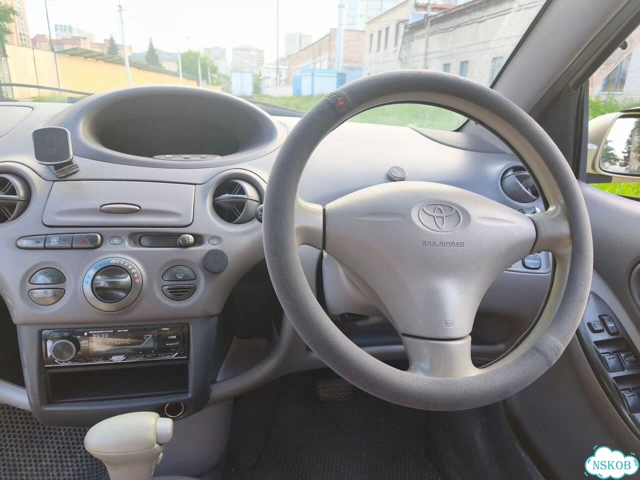 Toyota Platz 1.5 AT, 1999, 29 000 км фото 4