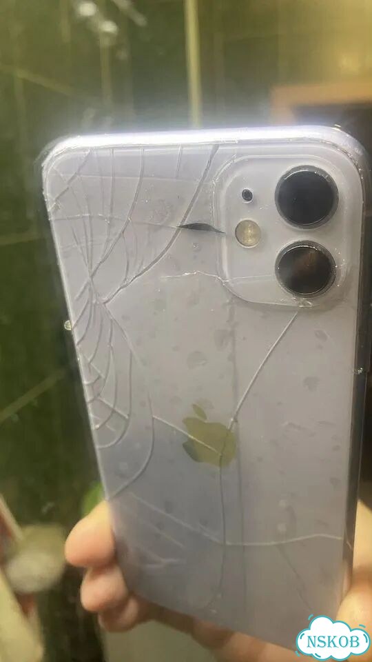 iPhone 11, 64 ГБ фото 10