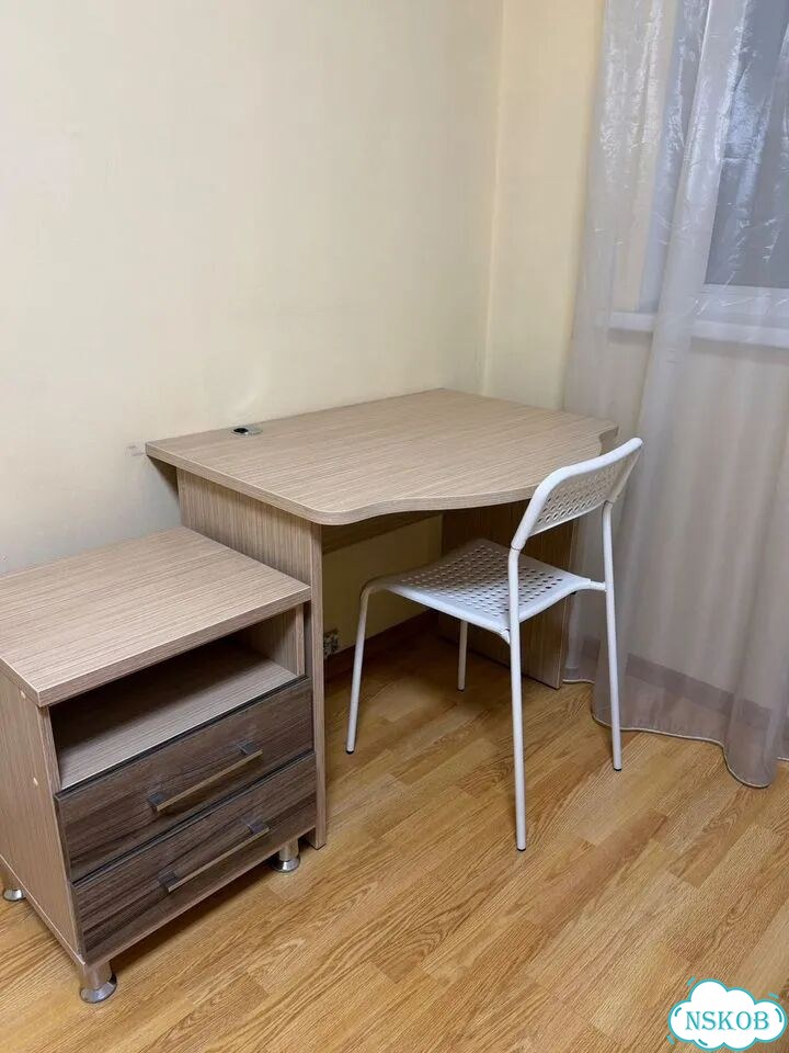 Компьютерный стол фото 1