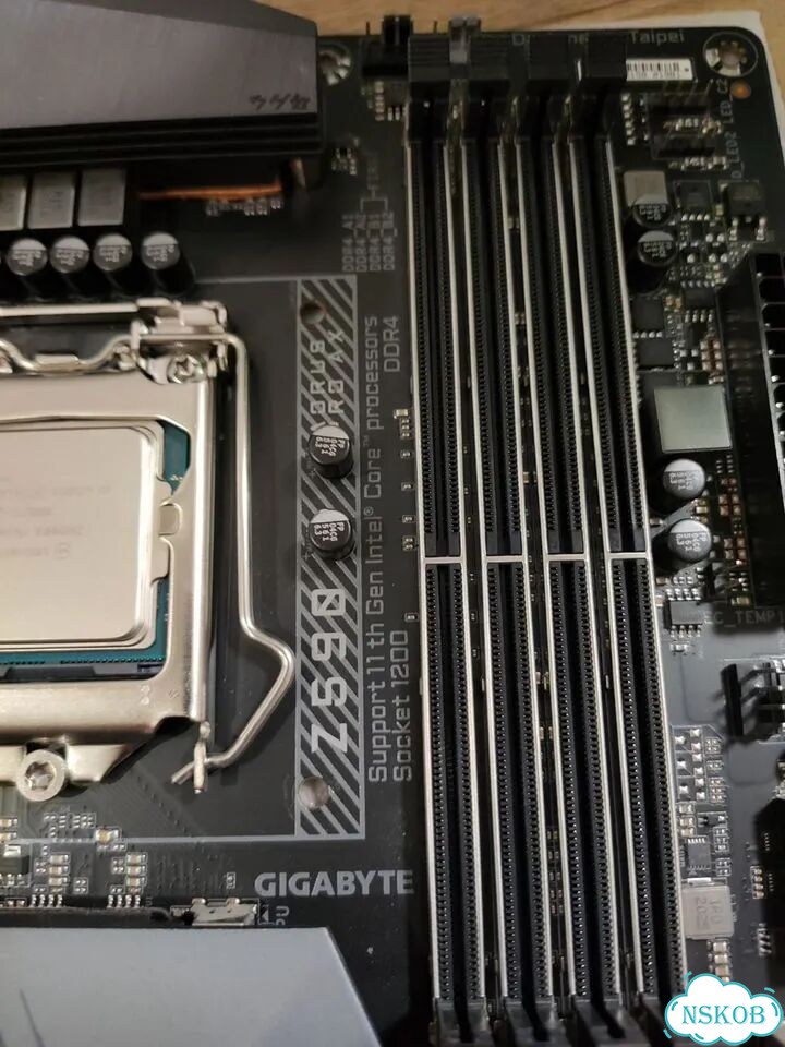 Gigabyte Z590 Aorus Pro AX DDR4 Материнская плата фото 4