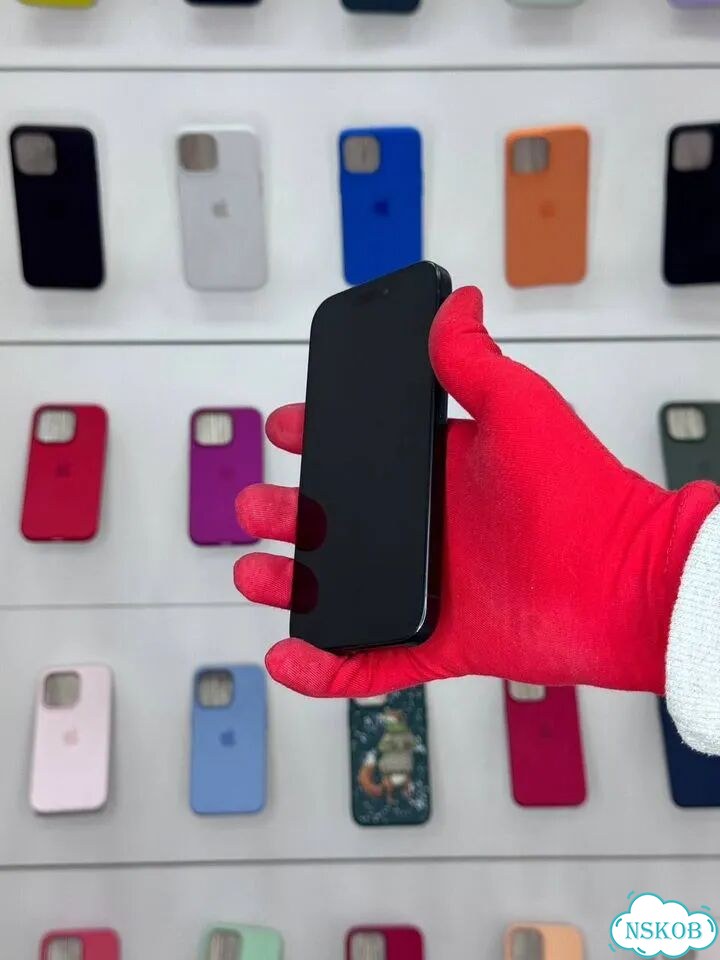 iPhone 15 Pro, 256 ГБ фото 2
