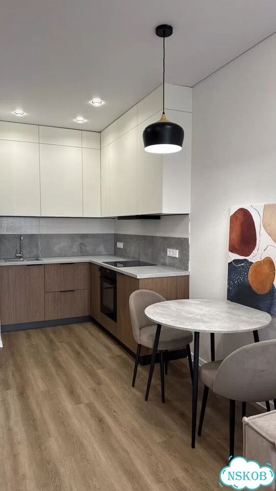 2-к. квартира, 40 м², 8/9 эт. фото 1