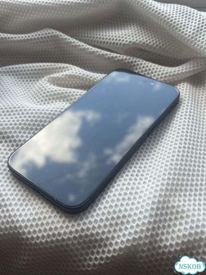 iPhone 15, 128 ГБ, SIM + eSIM фото 2